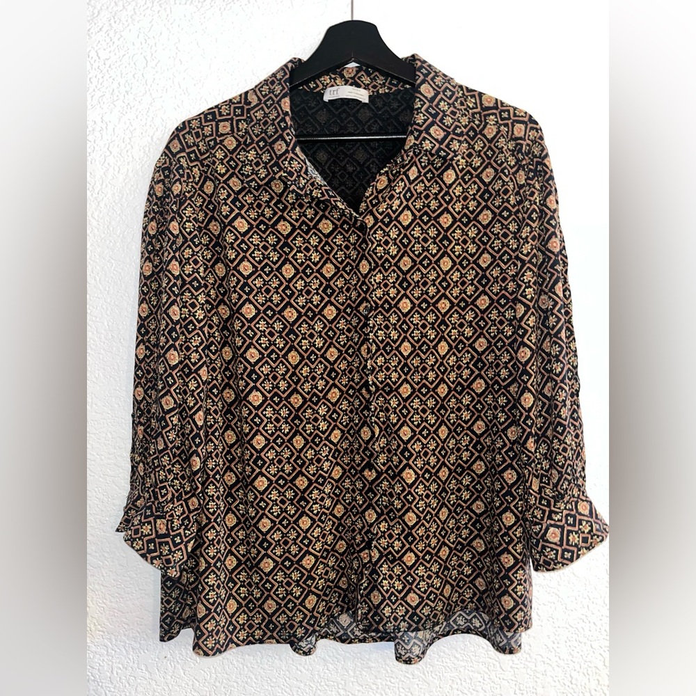 Zara Women’s 3/4 Sleeve Button-Up